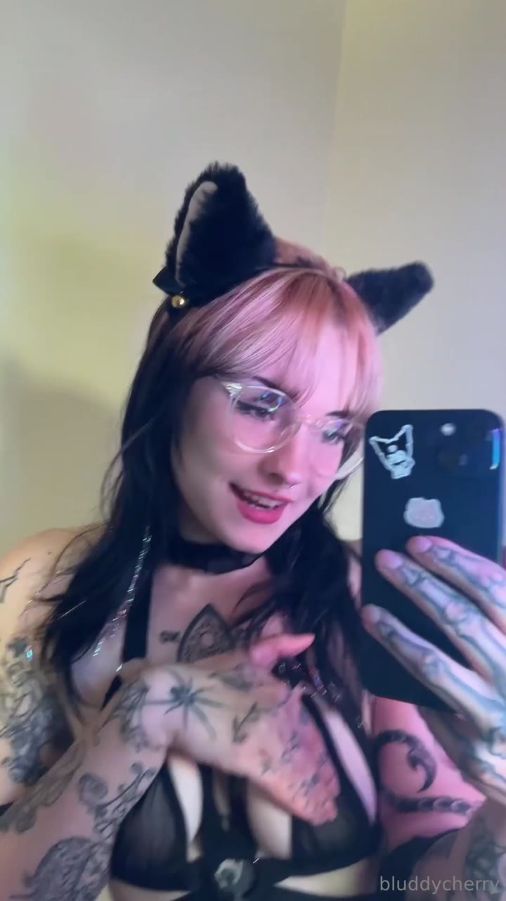 Exposed Self-assured bigass Bluddycherry porn pic Exclusive video full