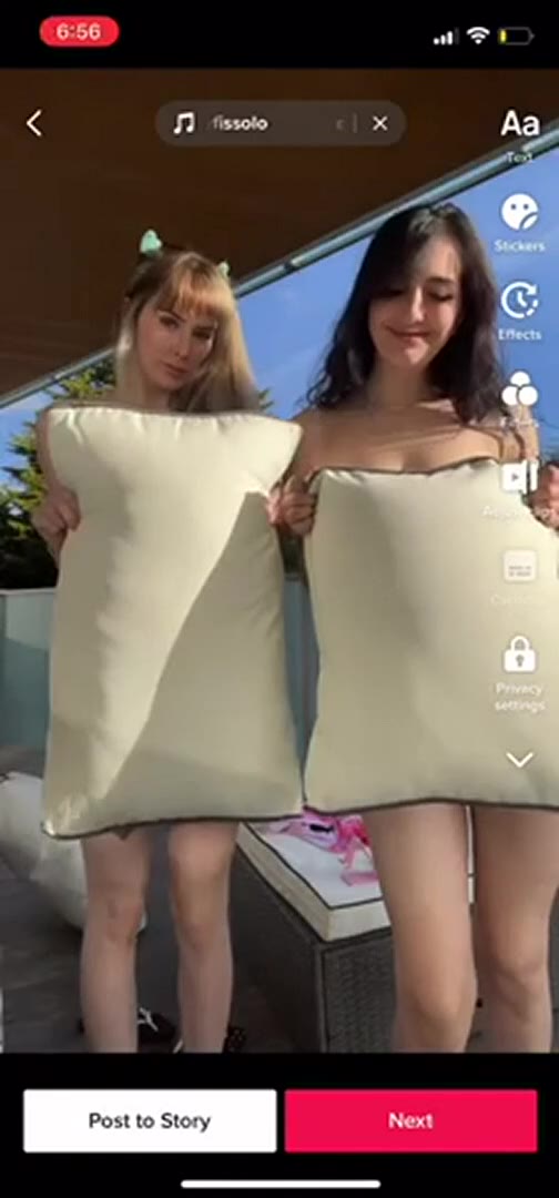 Sensational e-girl Slut JazmineJ sex