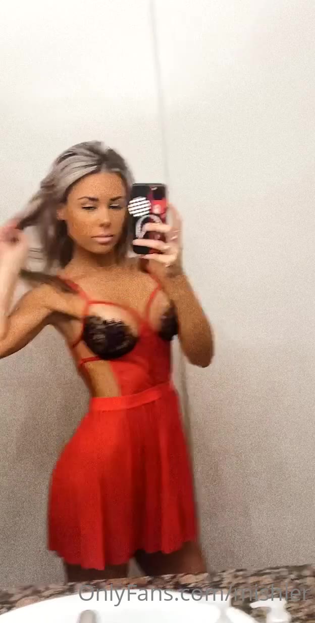 Devoted Babe Annalisemishler nude Epic