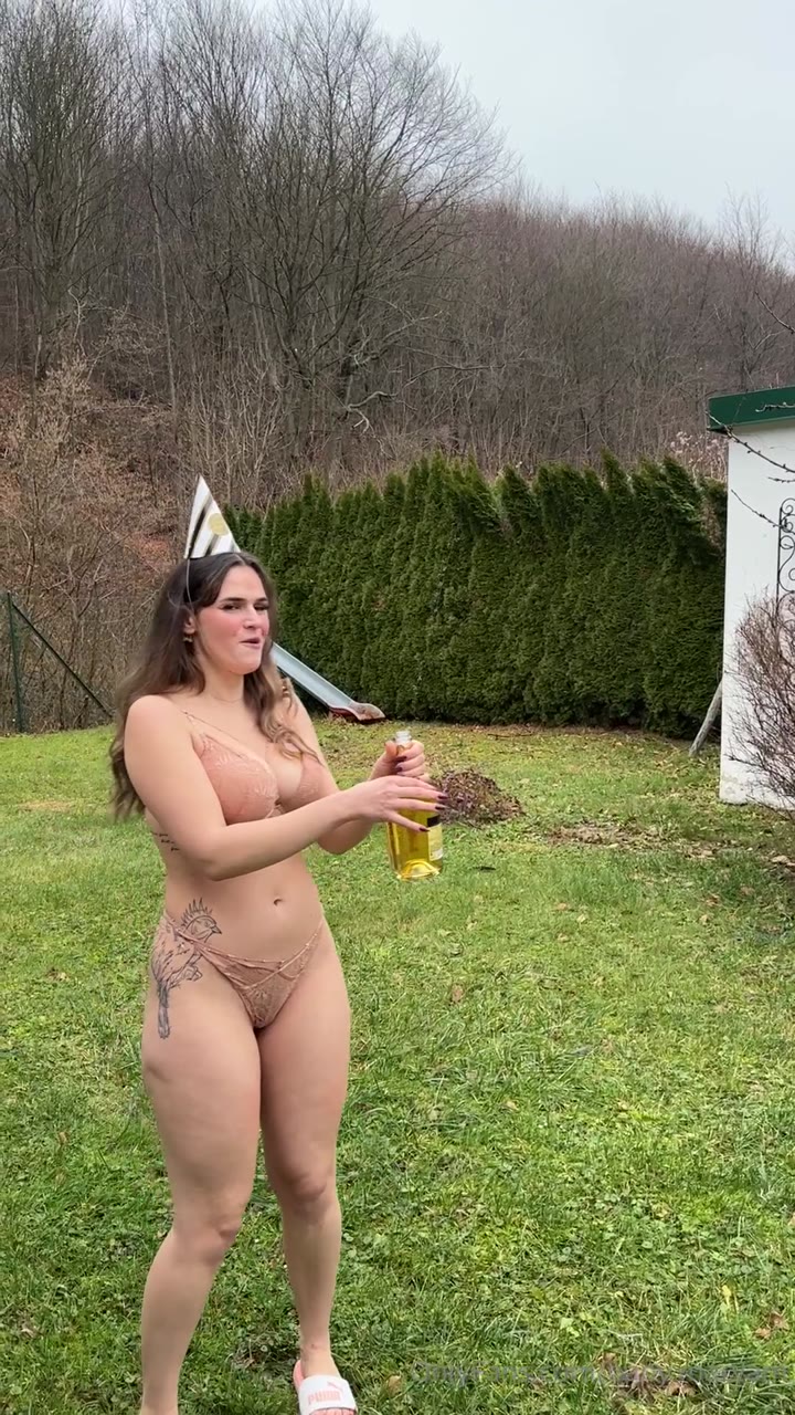 e-girl slut Baby Maryam leaked pic Exposed