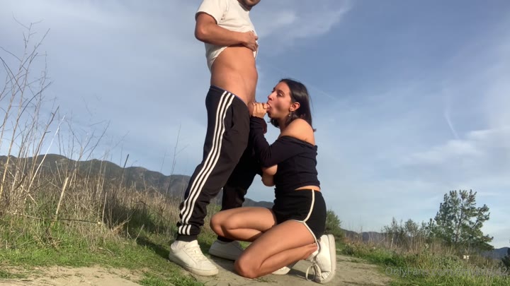 Slim Hailey Rose fuck Exposed