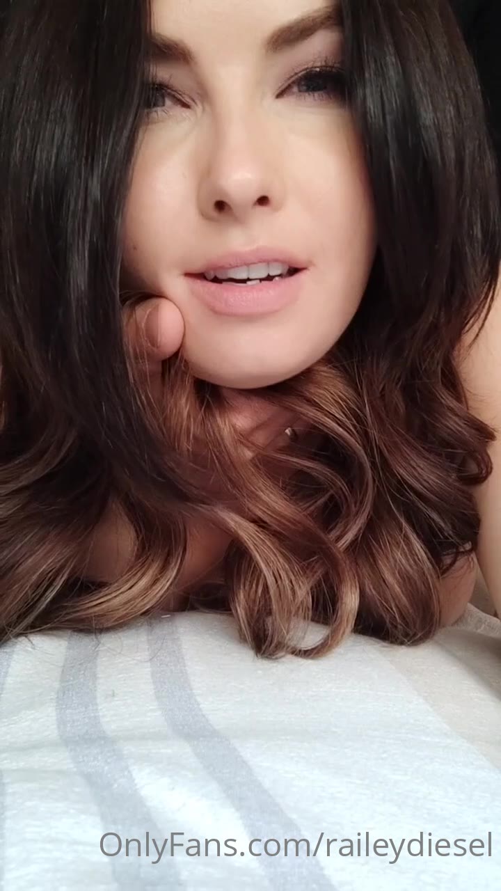 Fat Ass Railey Diesel tits PRIVATE