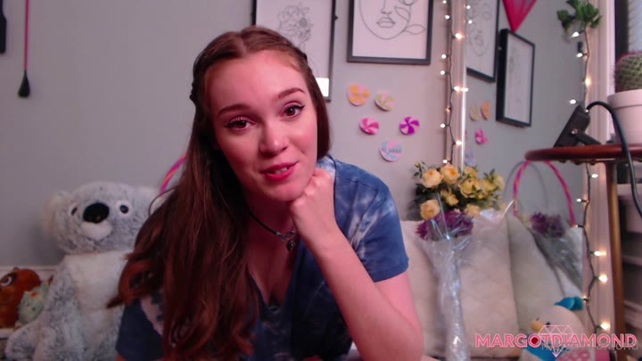 Big natural tits Margot Diamond sexy Sensational