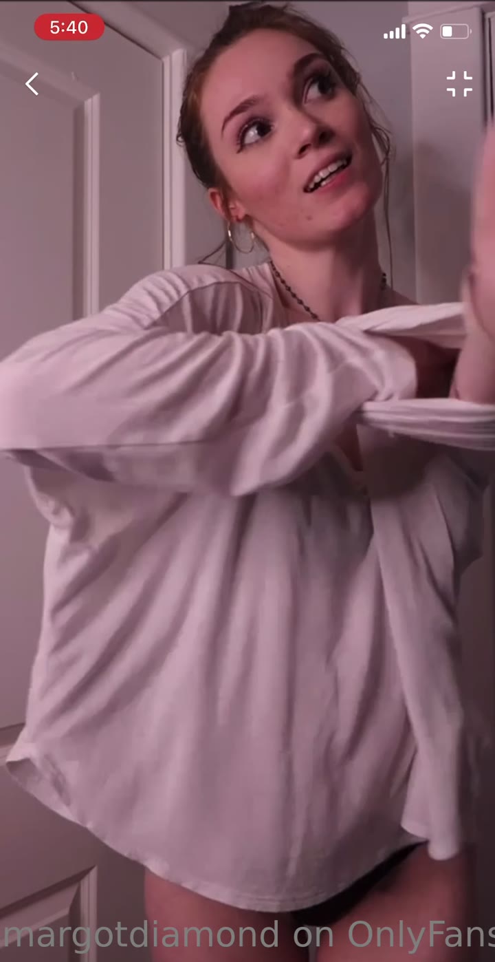 cutie pie sucking Slut Margot Diamond leaked xxx