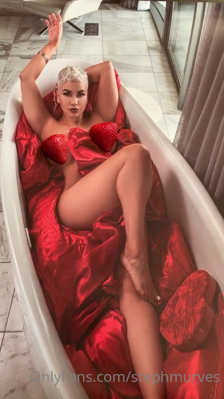 cute sucking Big natural tits Steph Murves onlyfans leak