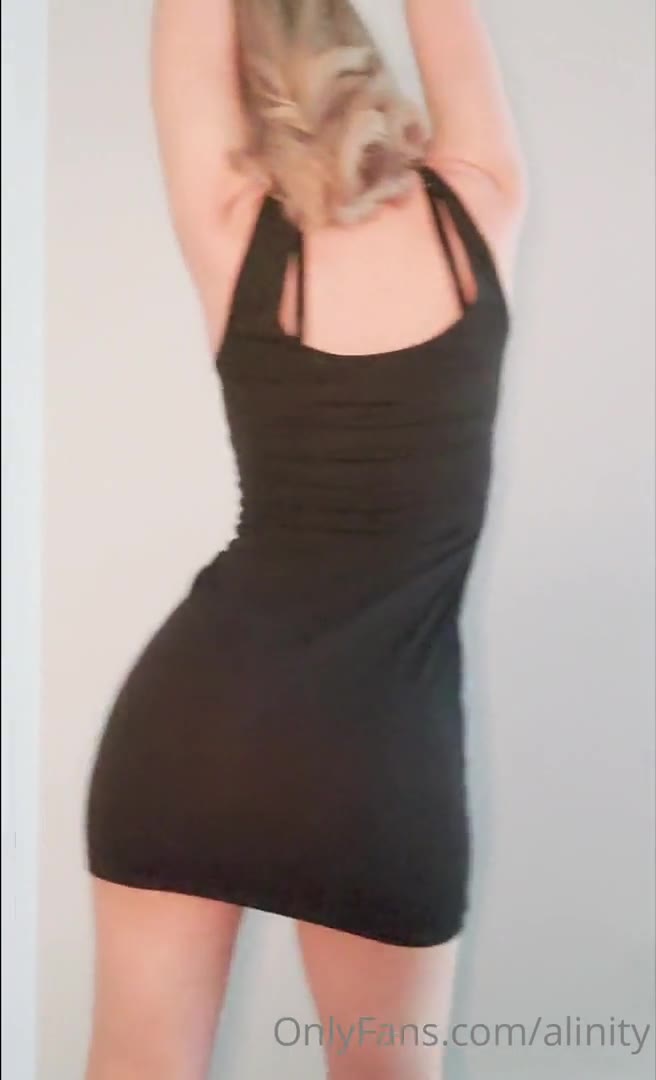 Exposed gorgeous masturbation Alinity Divine blowjob