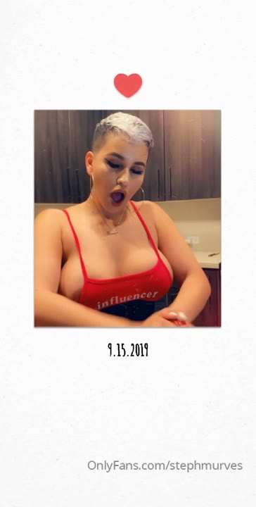 Big natural tits Steph Murves leaked nudes