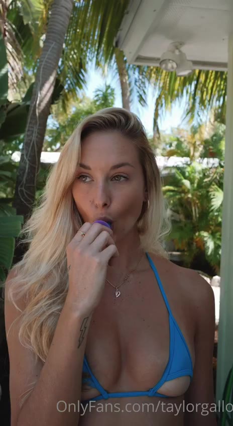 slutty hoe sucking Babe Taylor Gallo leaked onlyfans