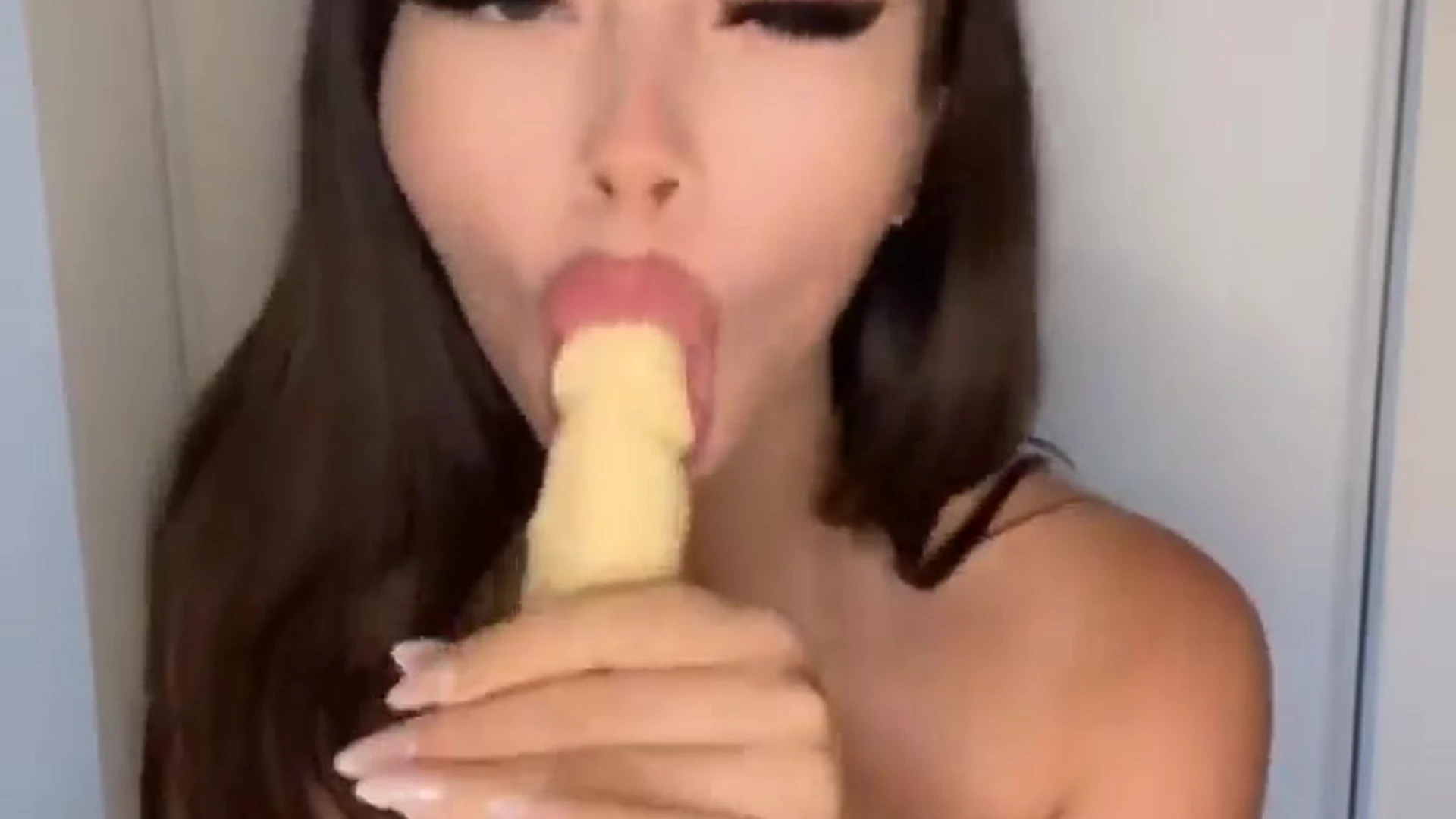 whore petite bbyanni onlyfans pic Sensational