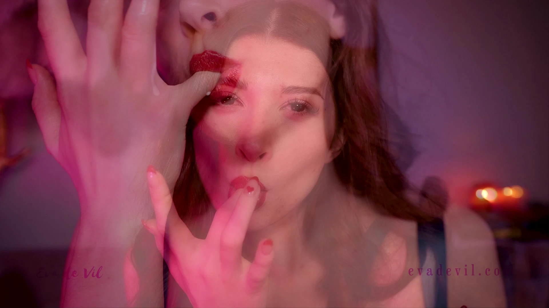 natural boobs Eva de Vil pics porn