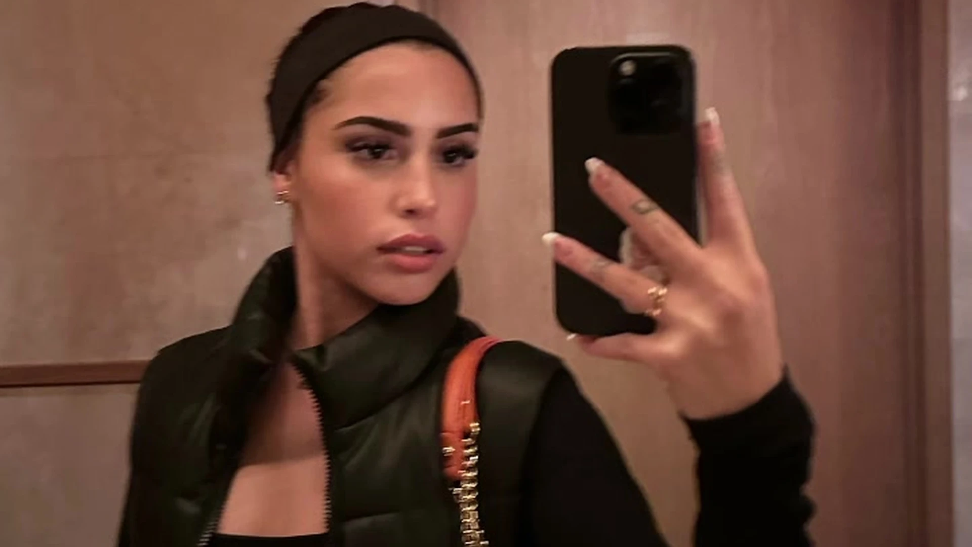 latina Angela Alvarez ripped cams