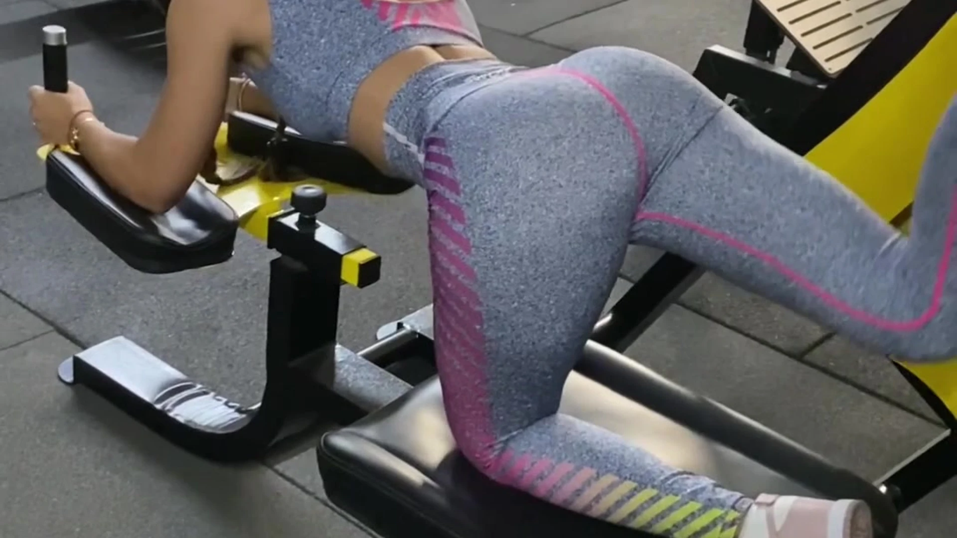 nudeleaks.tv presents Aldi Bernardo onlyfans leaks