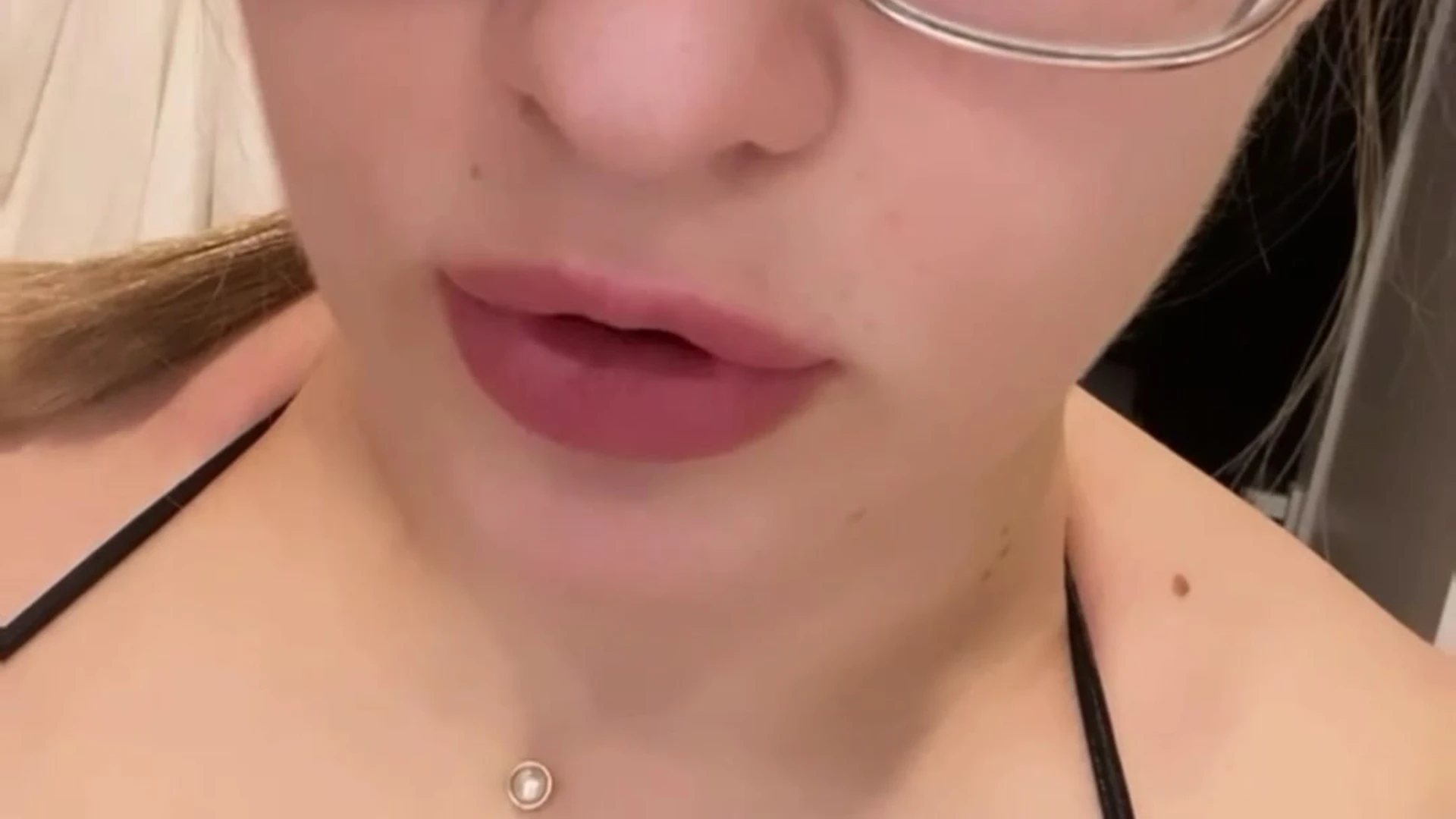 Exposed blonde Cheryl Blossom leaks pic