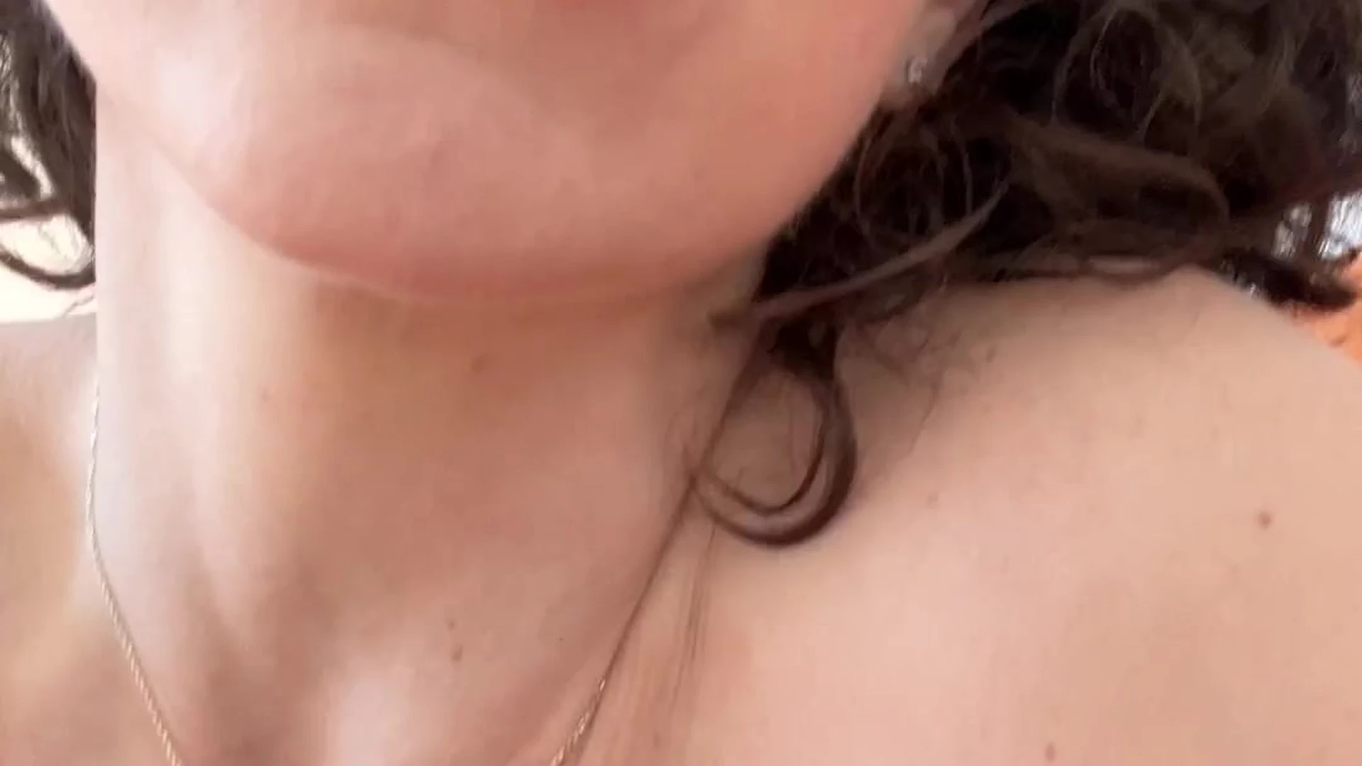 Exposed babe Mama Fiona Porn