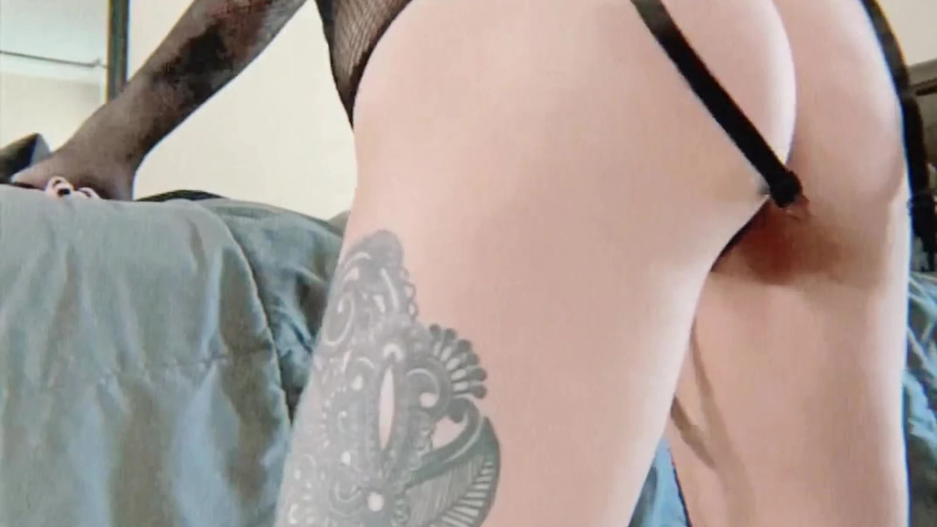 Disciplined blonde Strawberrysquirtcake fucked EXCLUSIVE VIDEO