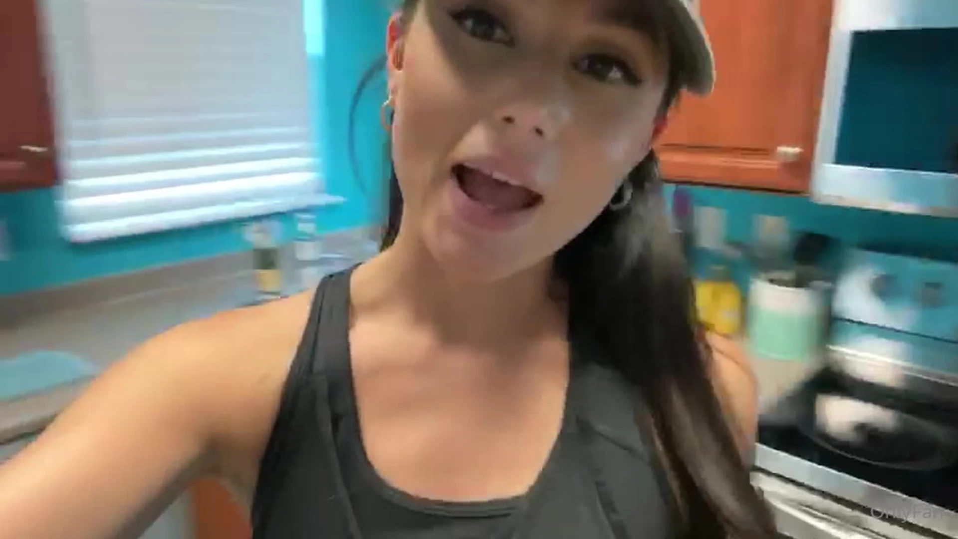 Sensational Adventurous  average tits Ariana Marie collab