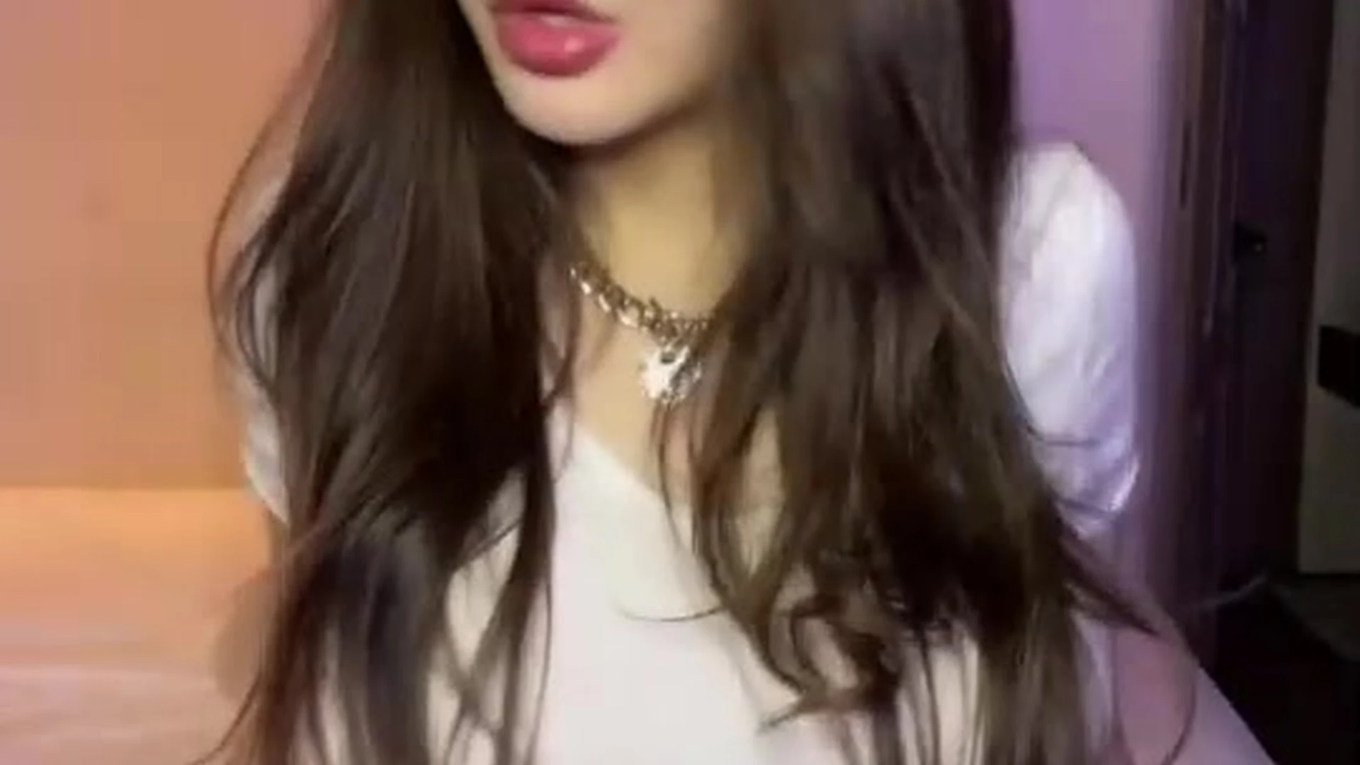 Exposed bimbo slim Kittylixo Leak Onlyfans