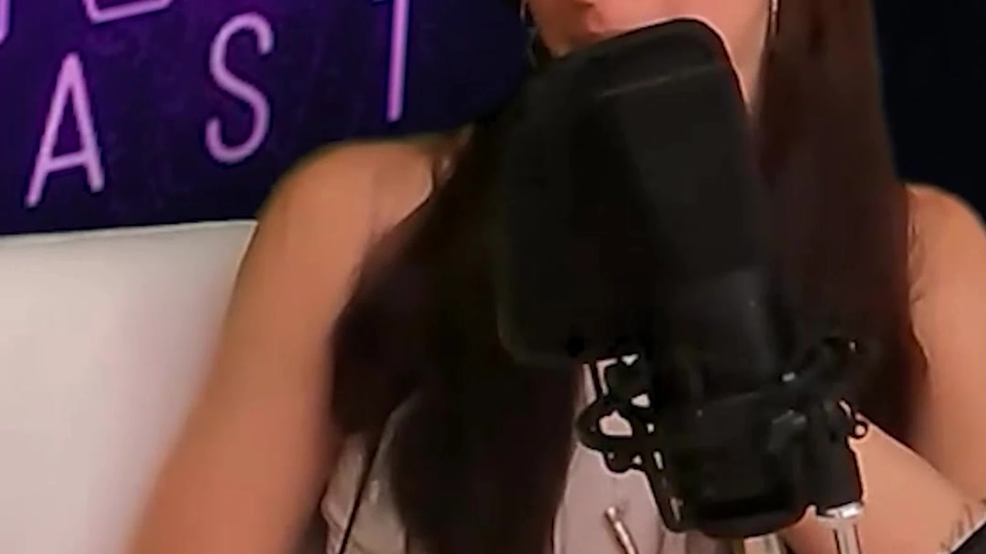 slim Molly Stewart solo