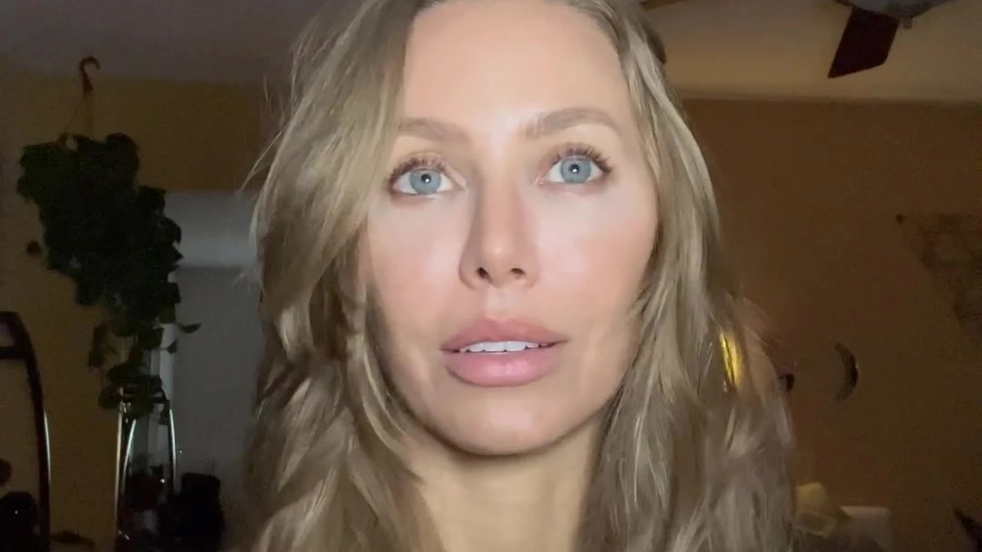 cutie natural boobs Nicole Aniston Onlyfans Leaks Epic