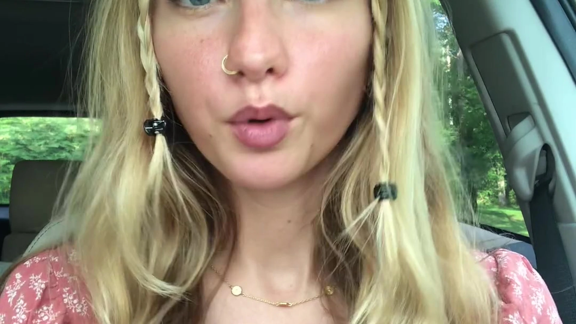 blonde Lily Ivy XXX EXPOSED