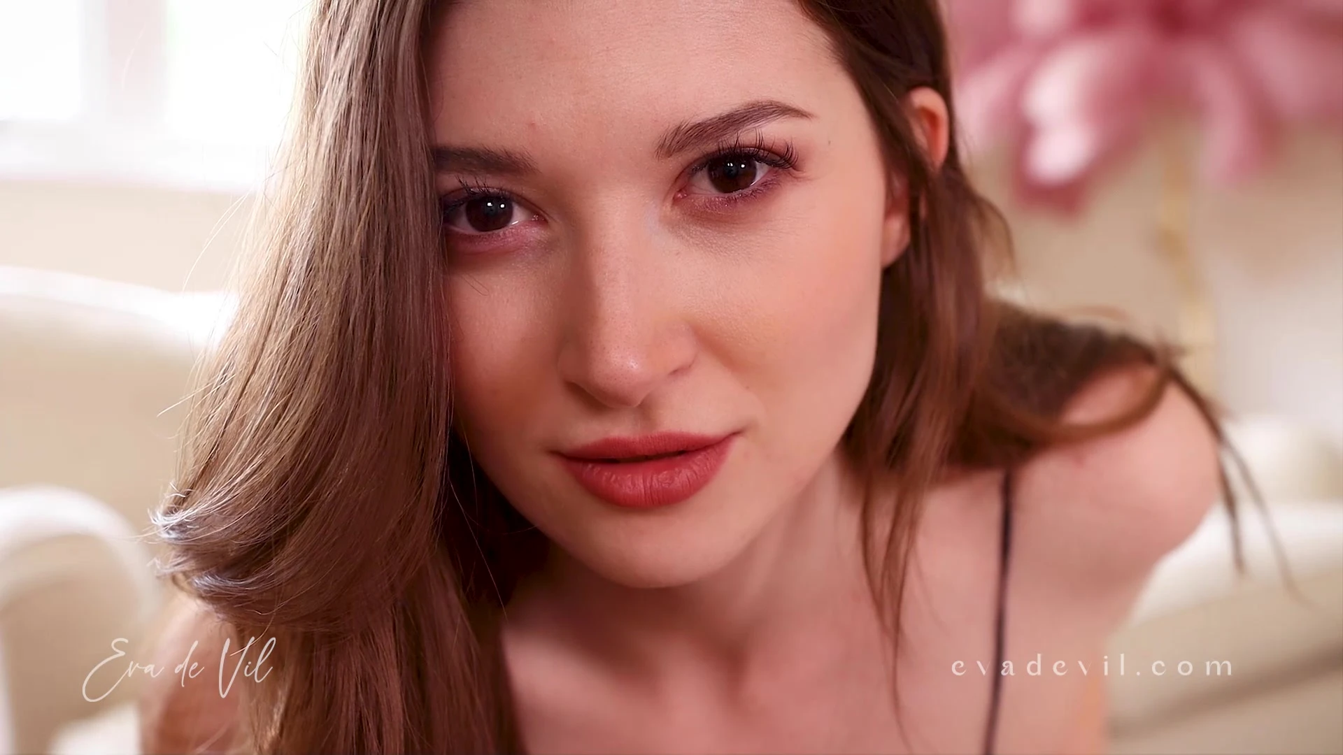 Exposed small boobs Eva de Vil nude