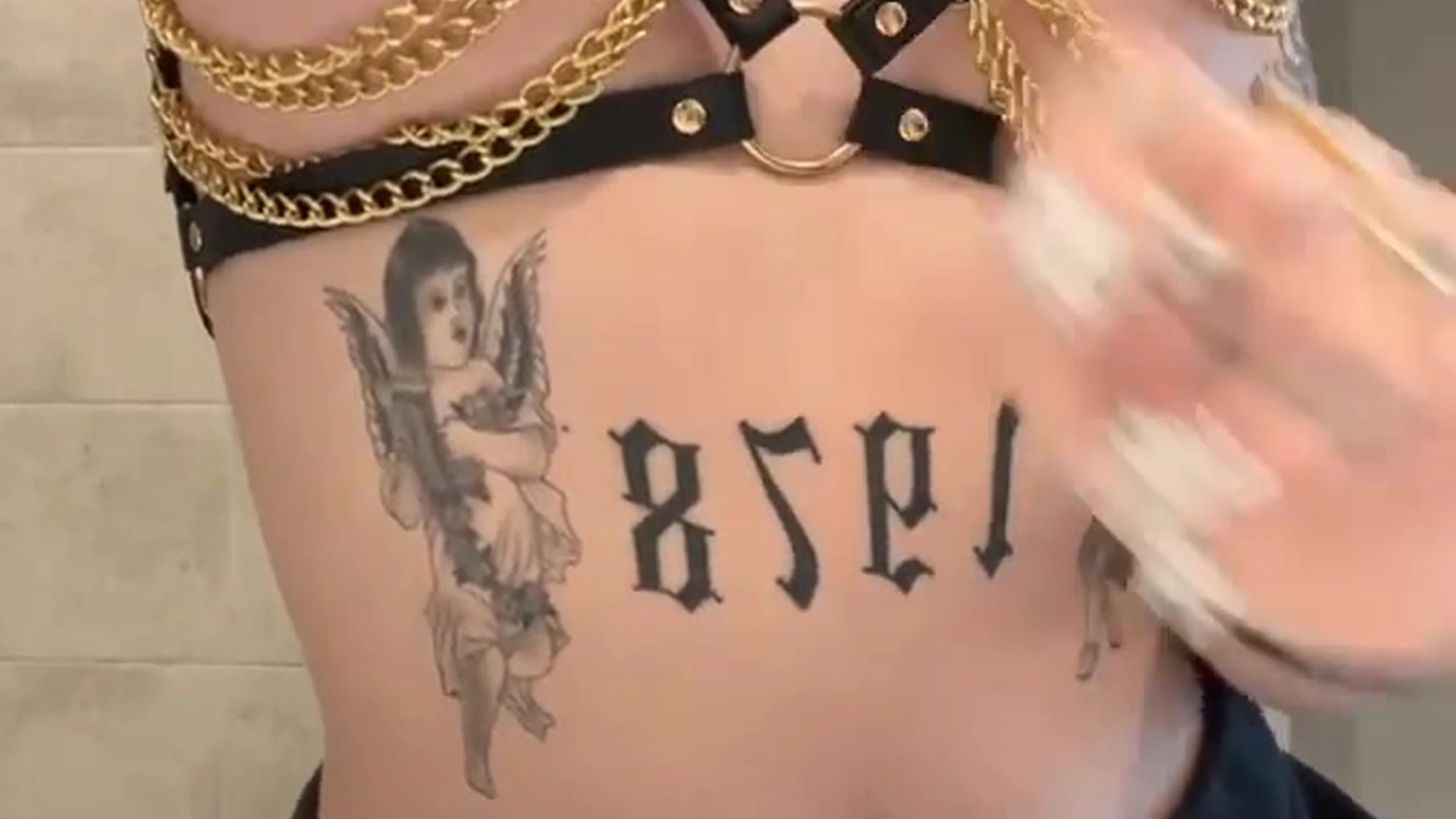 Devoted sucking petite Nonsalemwitch nsfw