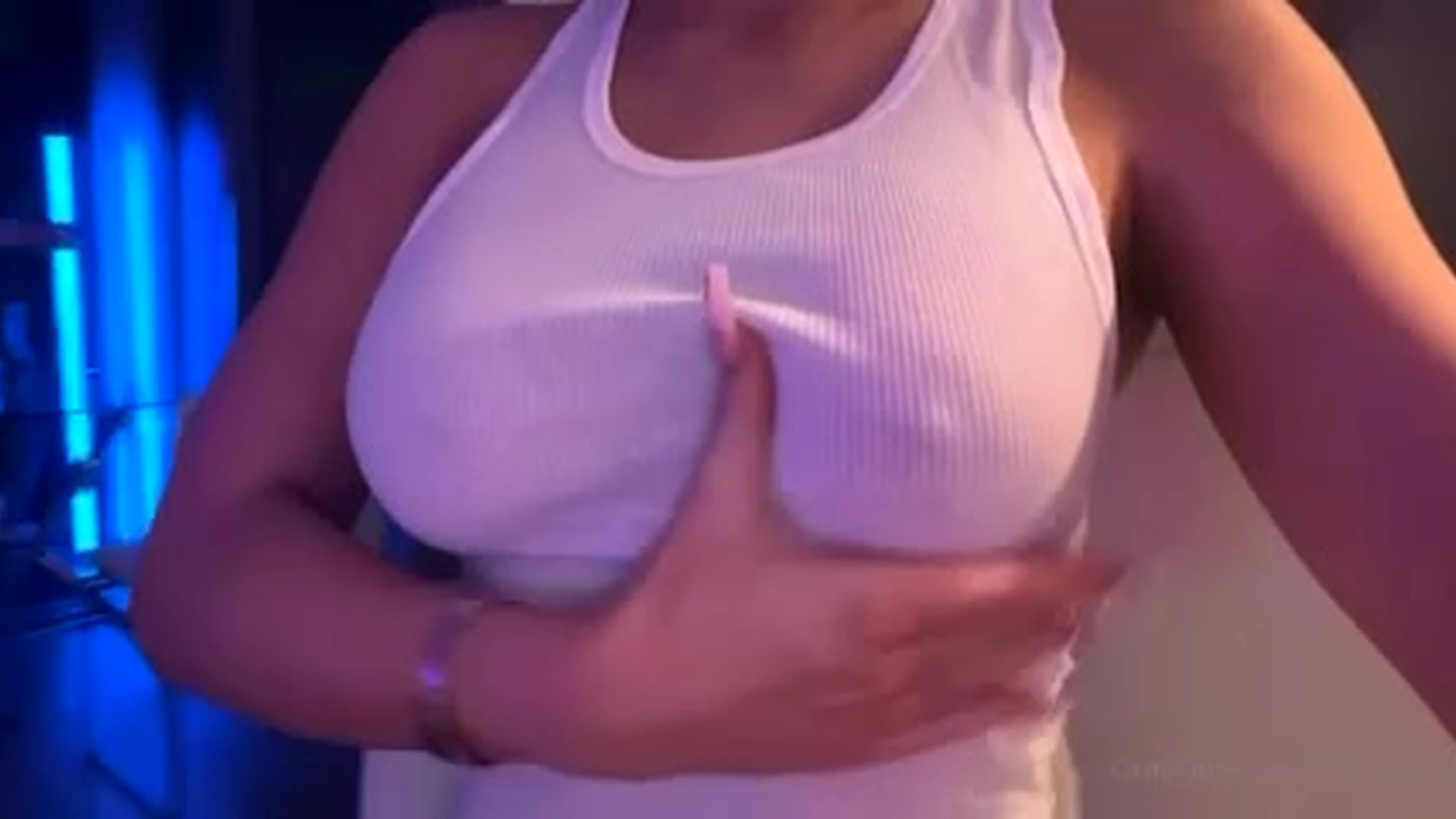 EPIC big tits Molly Eskam nude pic