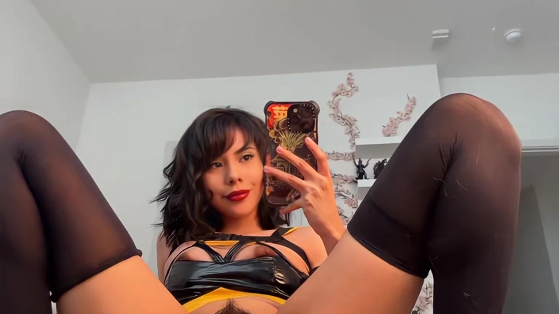 slutty hoe petite nekob0icarti of leaks EXPOSED