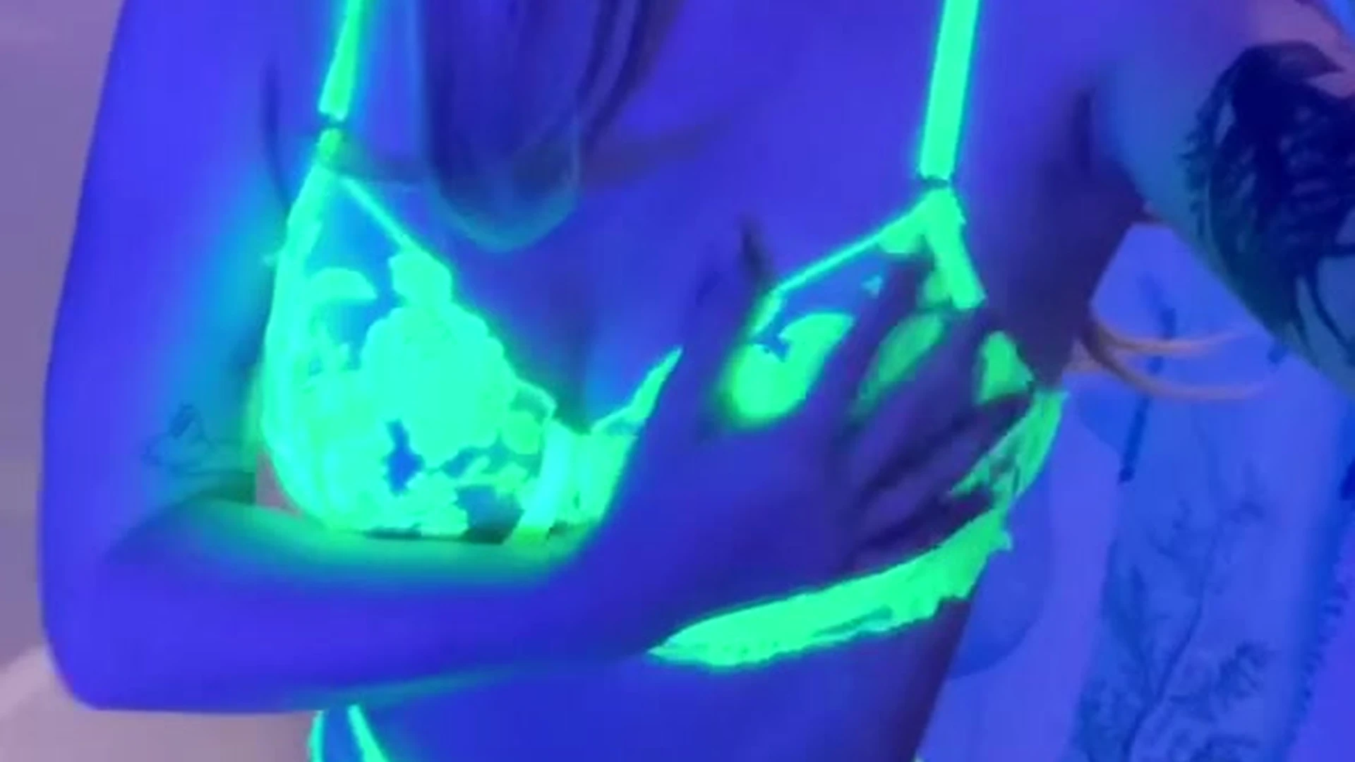 impressive small tits Sneesnaw Naked Video