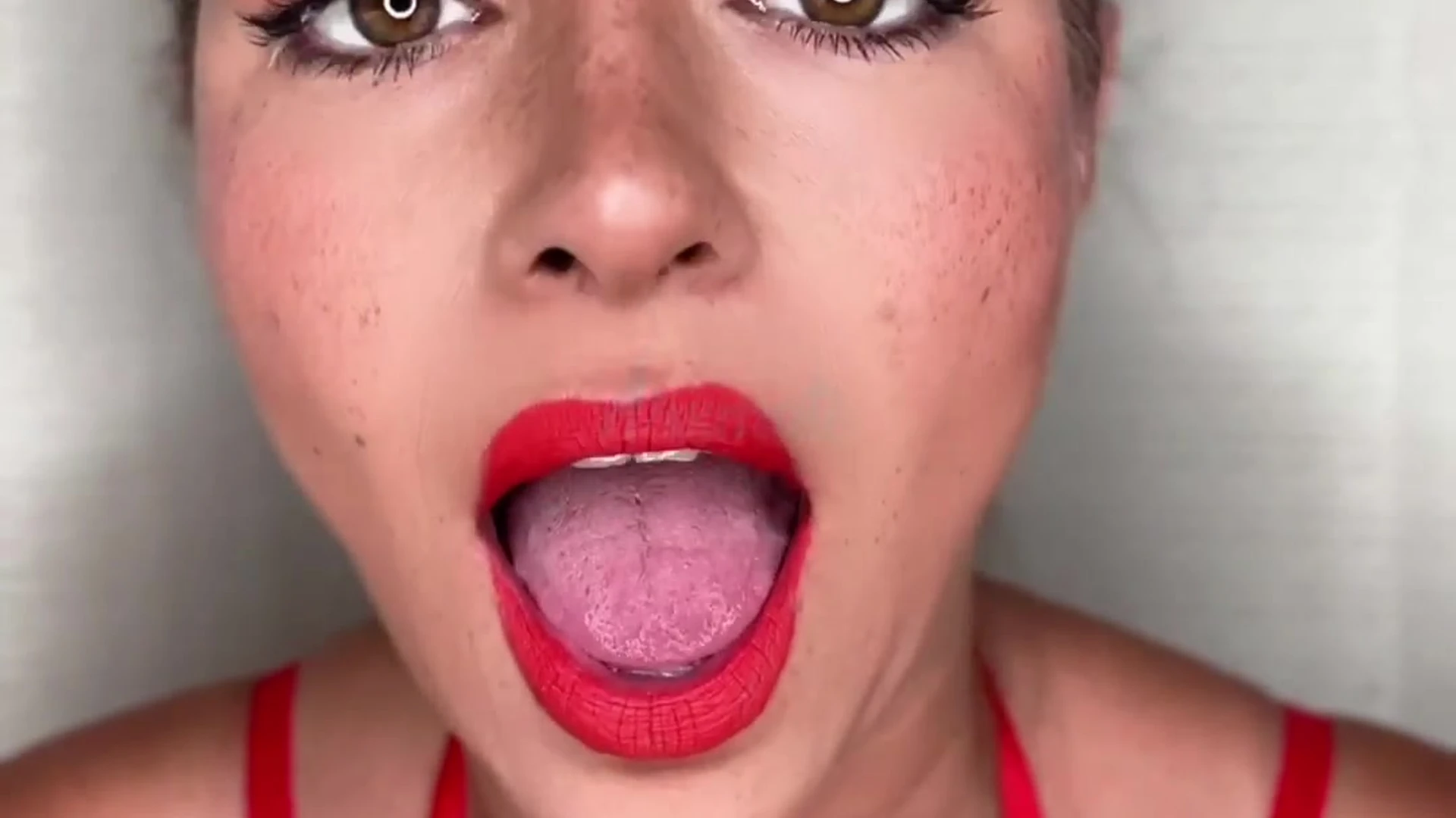 petite Nicole Block nude leaks