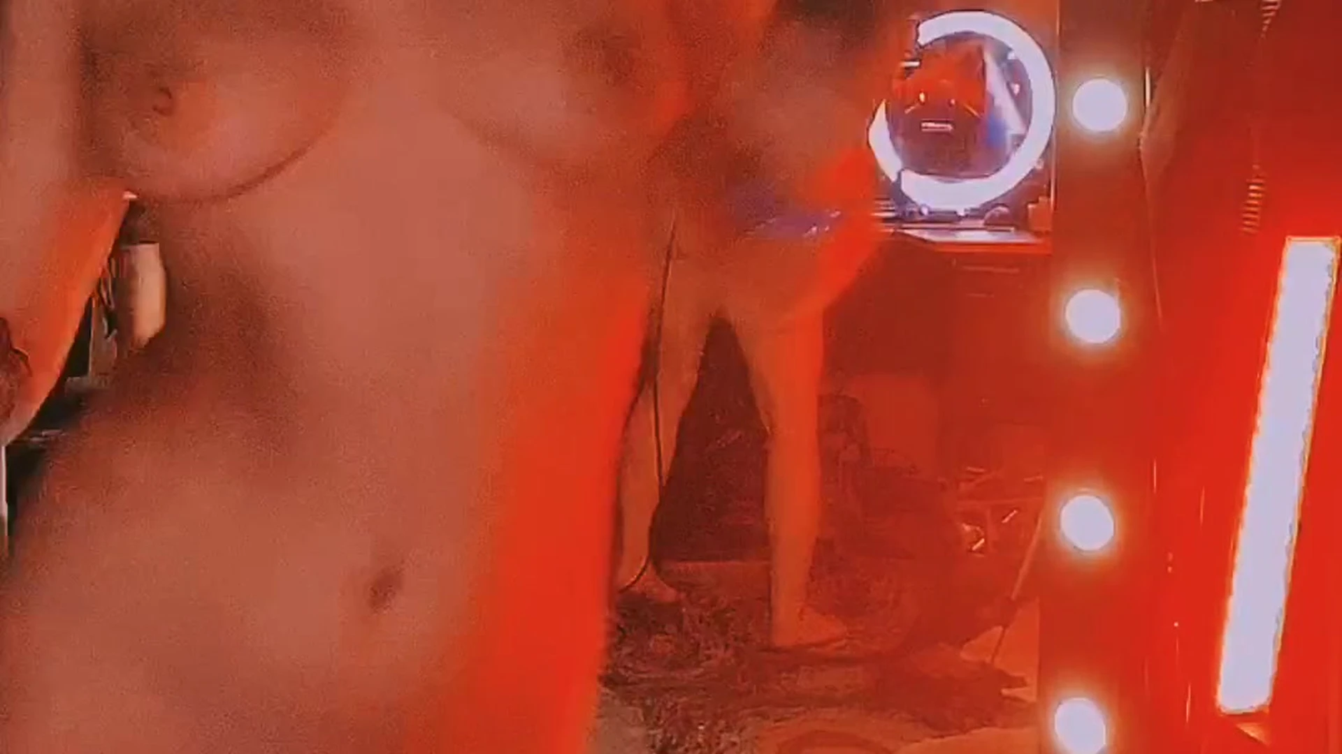 sexy slut Sweating caucasian MollyRedWolf pic porn