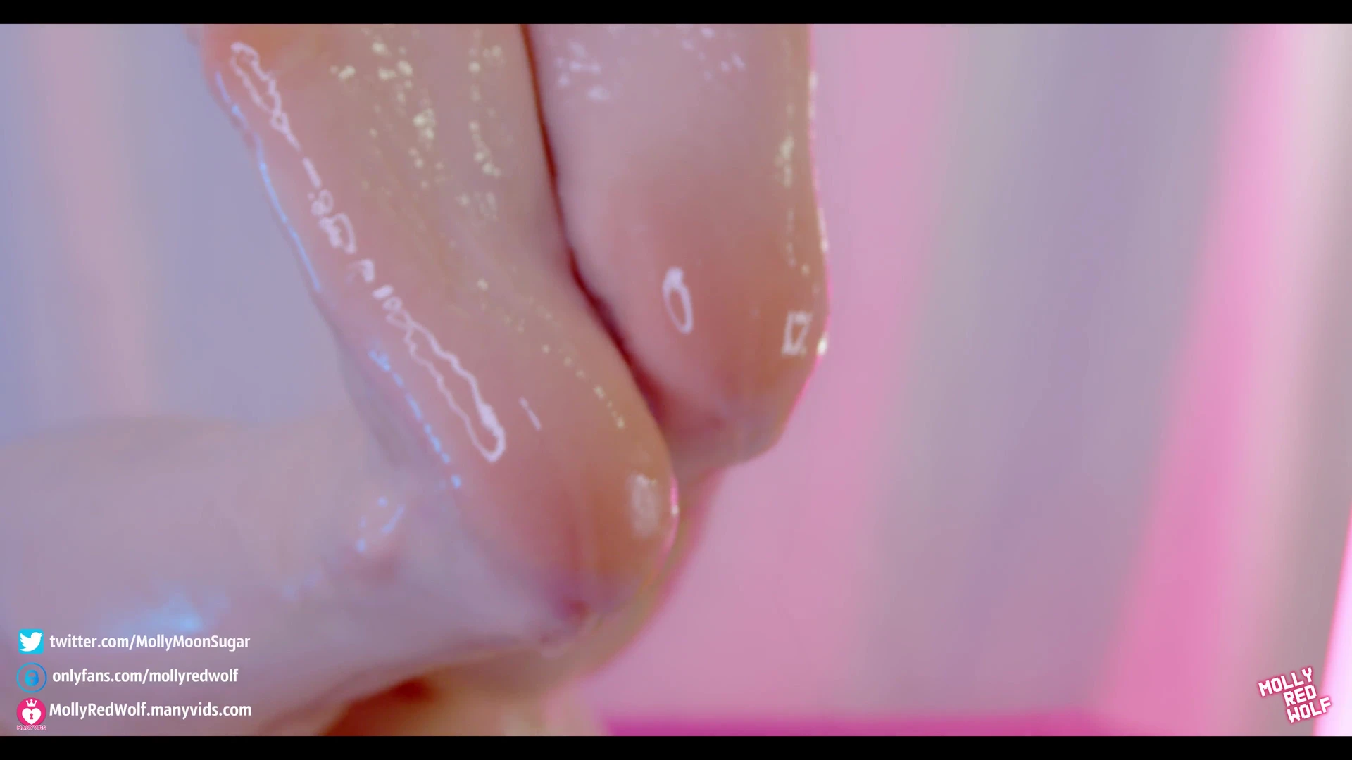 bitch brunette MollyRedWolf Nudes