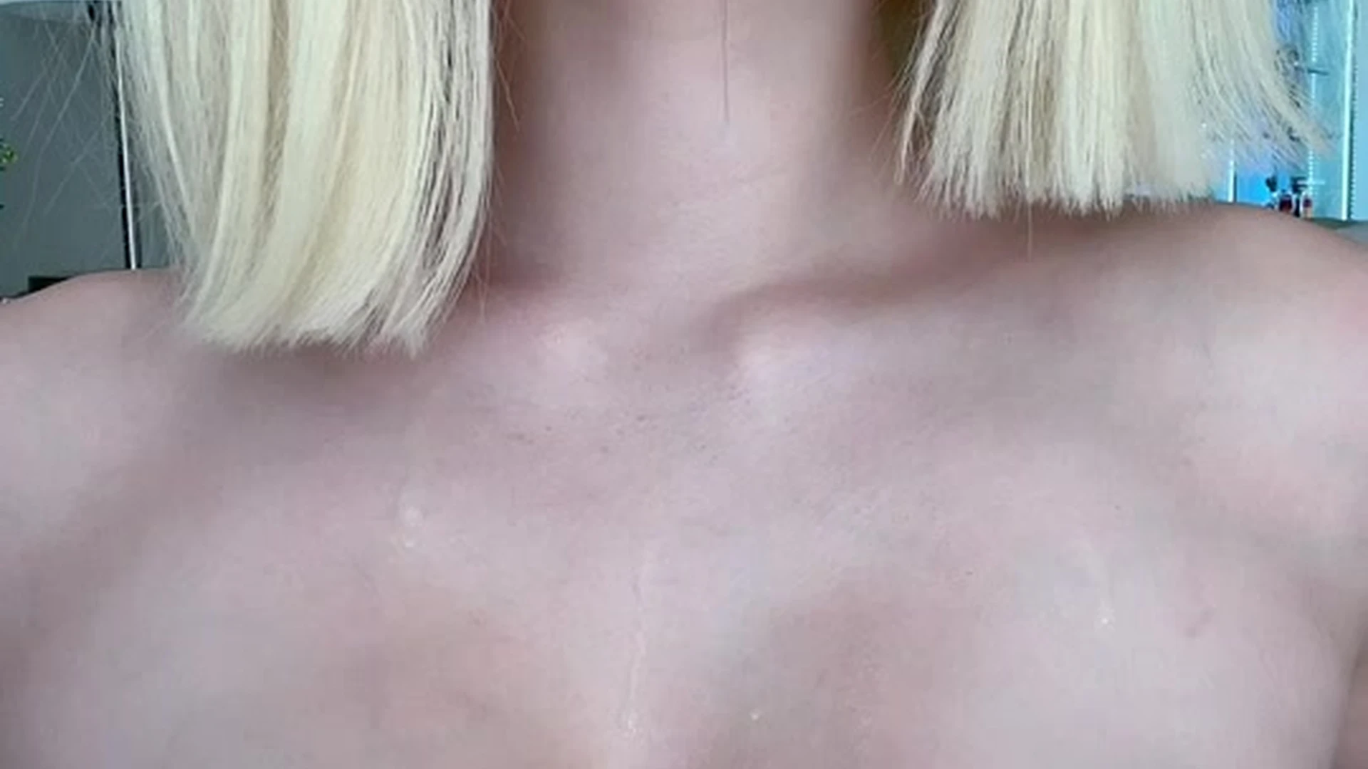 sneesnaw Naked  VIDFULL