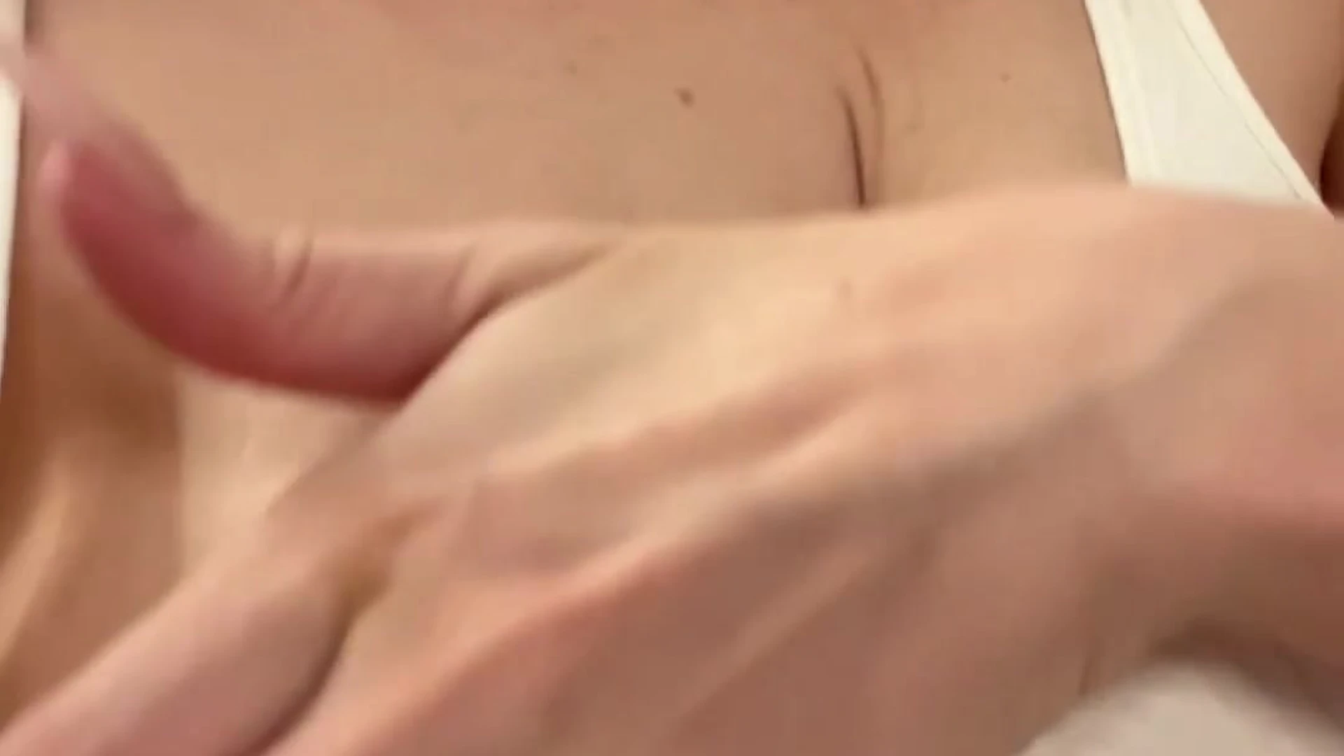 Sensational hoe Mama Fiona leaked only fans