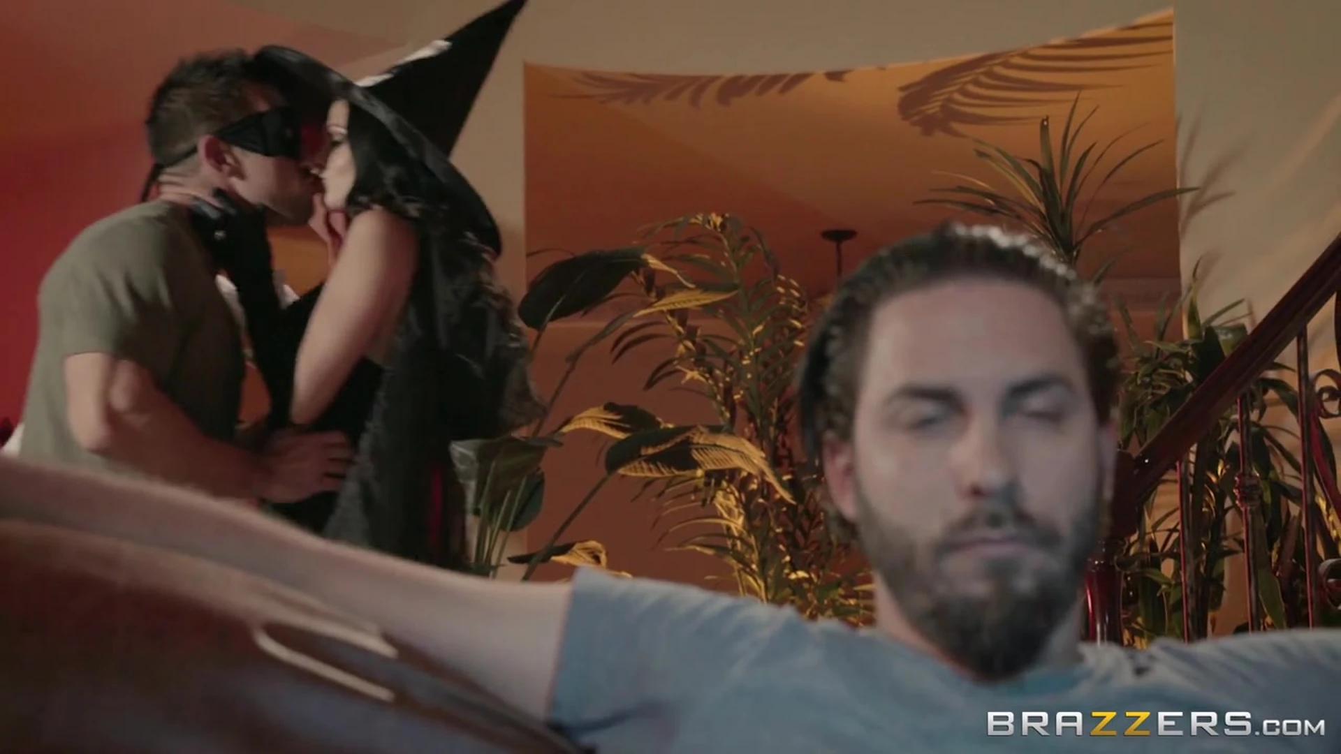 Sensational bubble but Ariana Marie solo