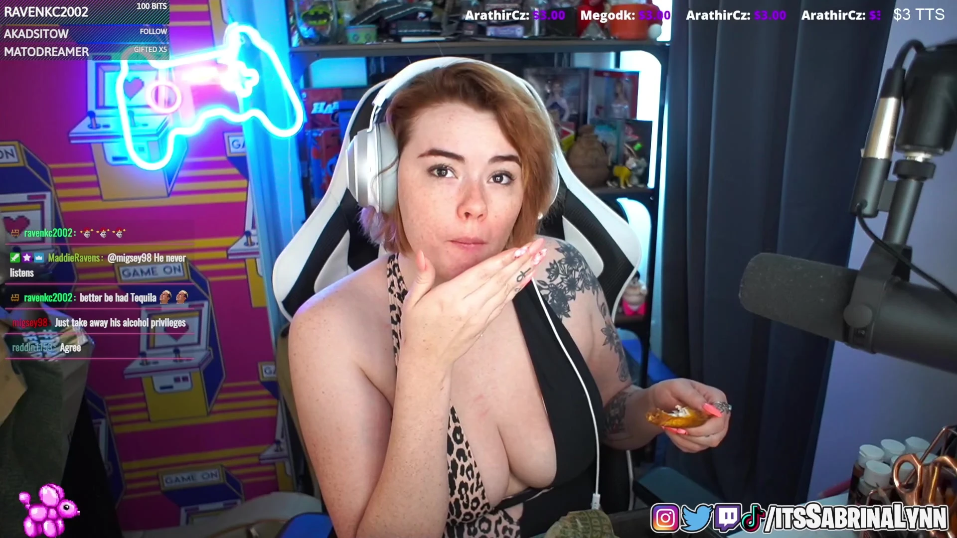 Enigmatic  babe Sabrina Lynn nude Sensational