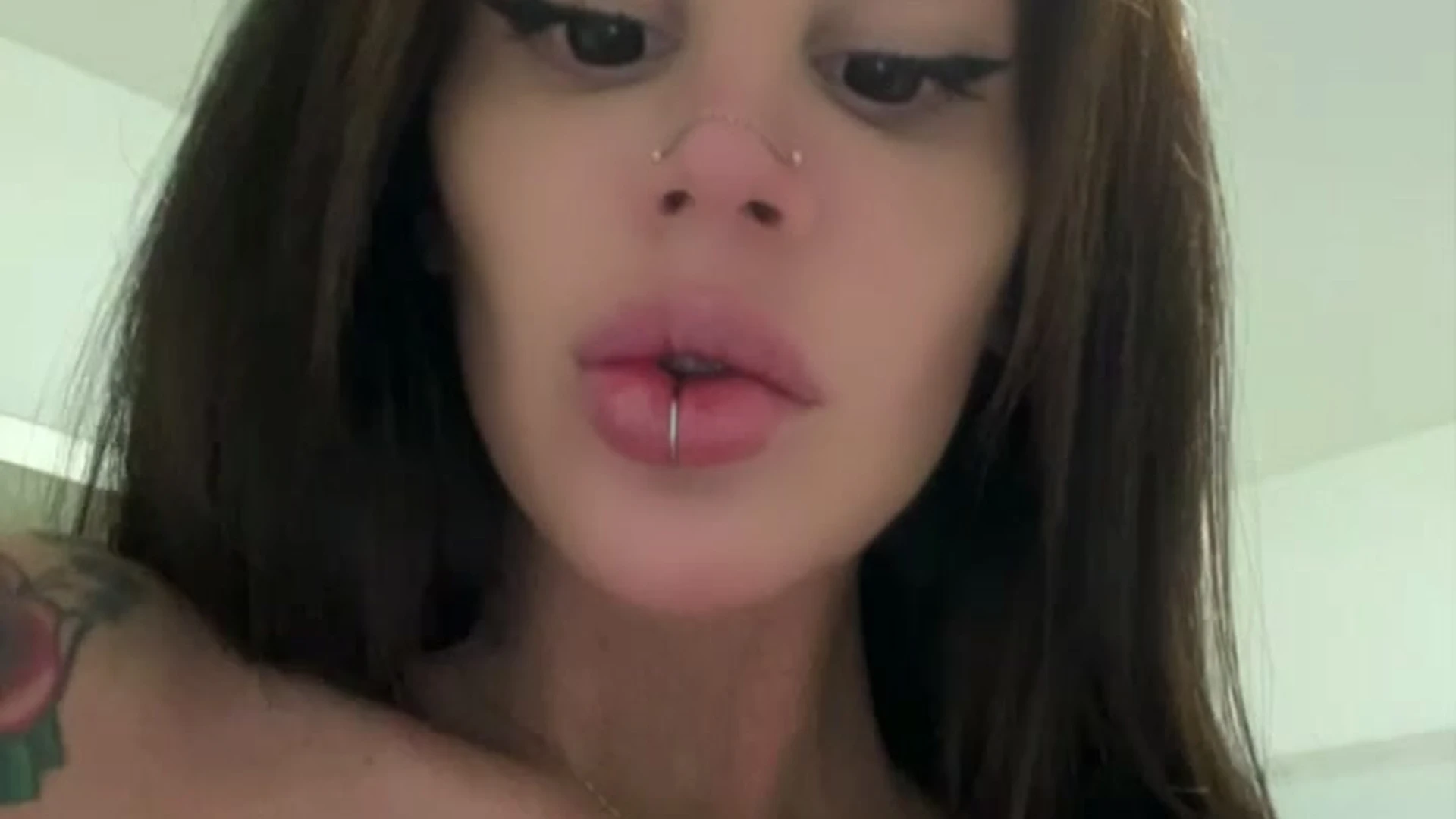 influencer Sweating big boobs Alex Mucci Nude leaks