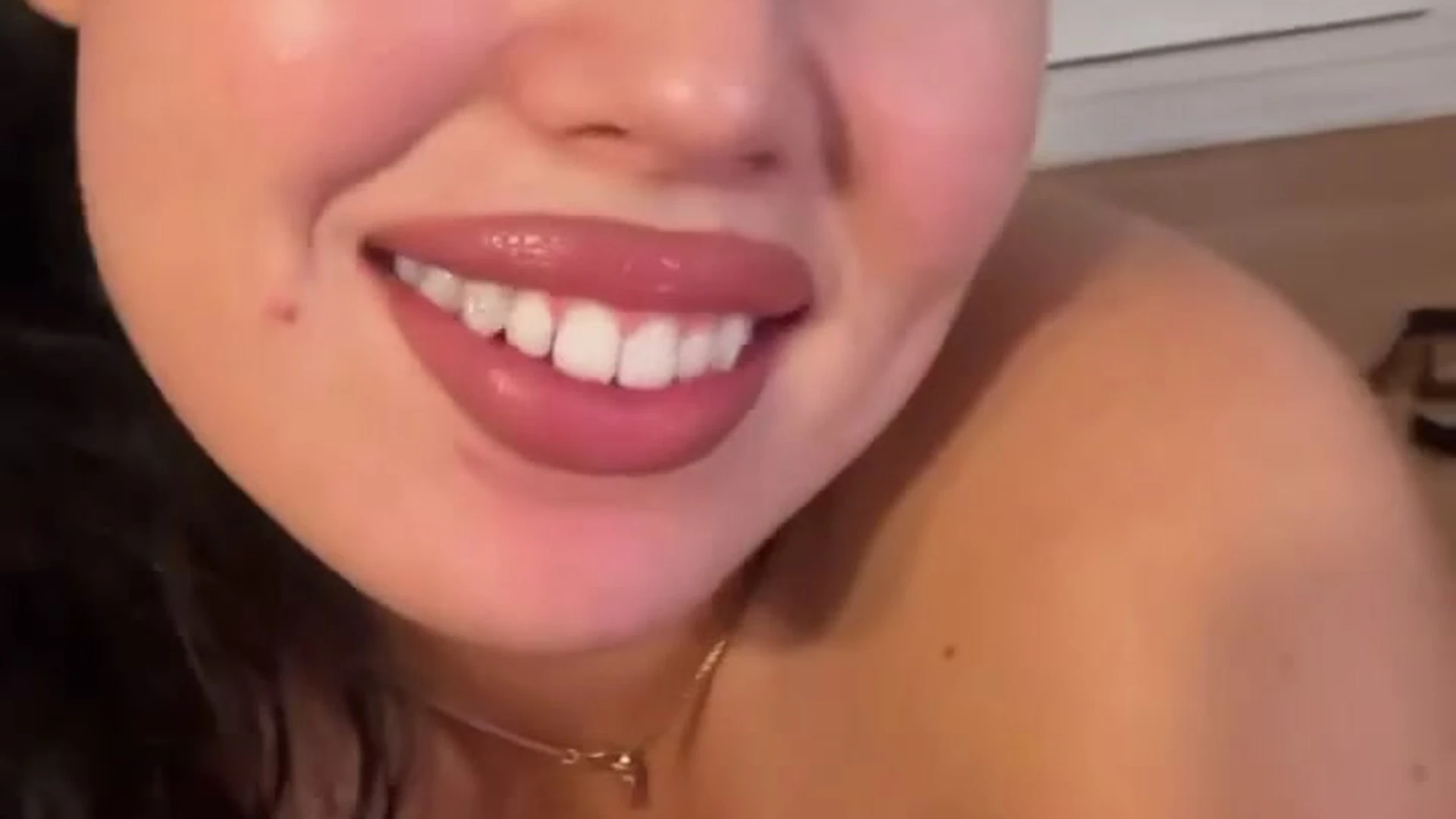 big tits playgirlcris leaks Full Movie