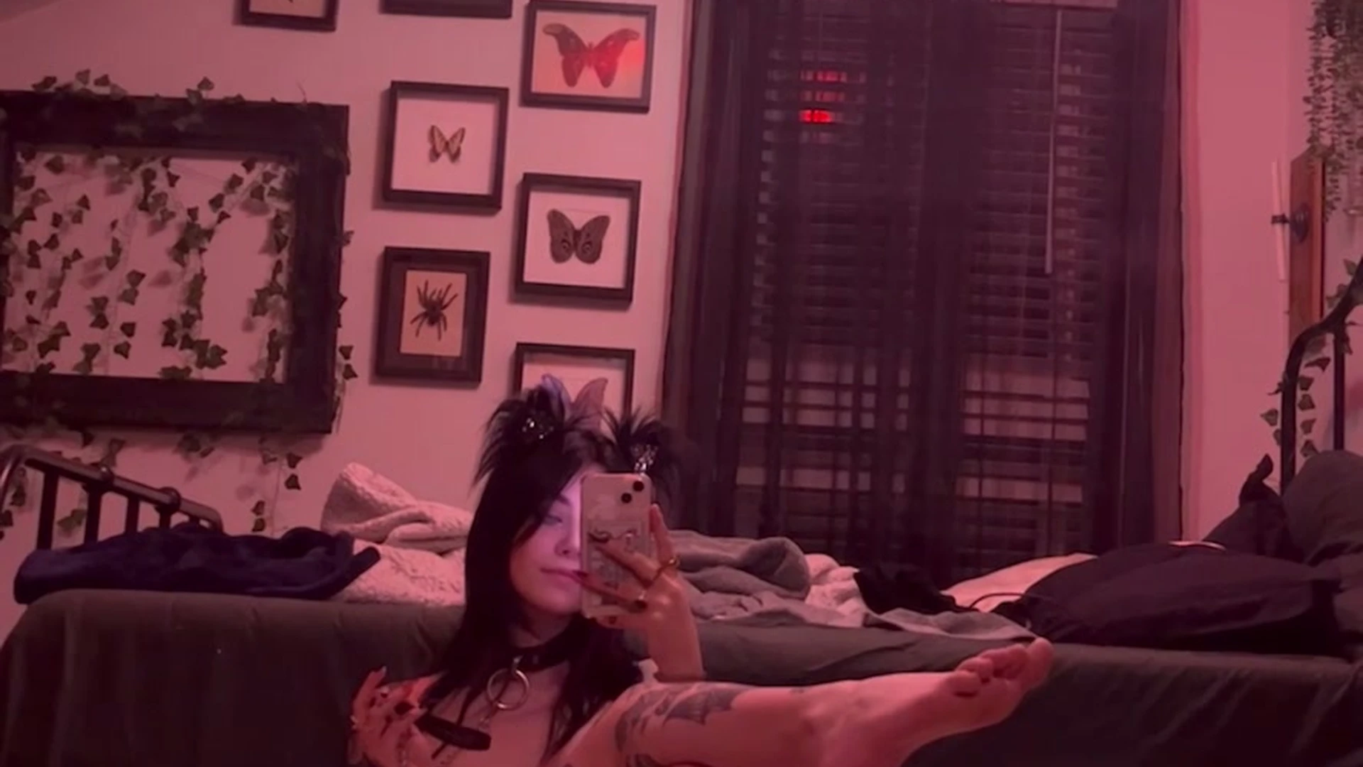 impressive petite Nonsalemwitch of