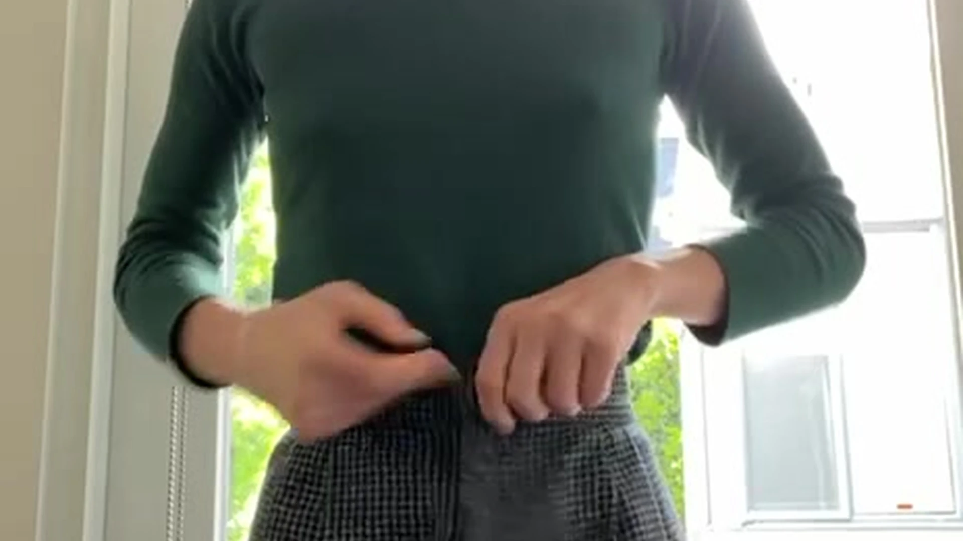 Exposed bitch AliceOnCam boobs