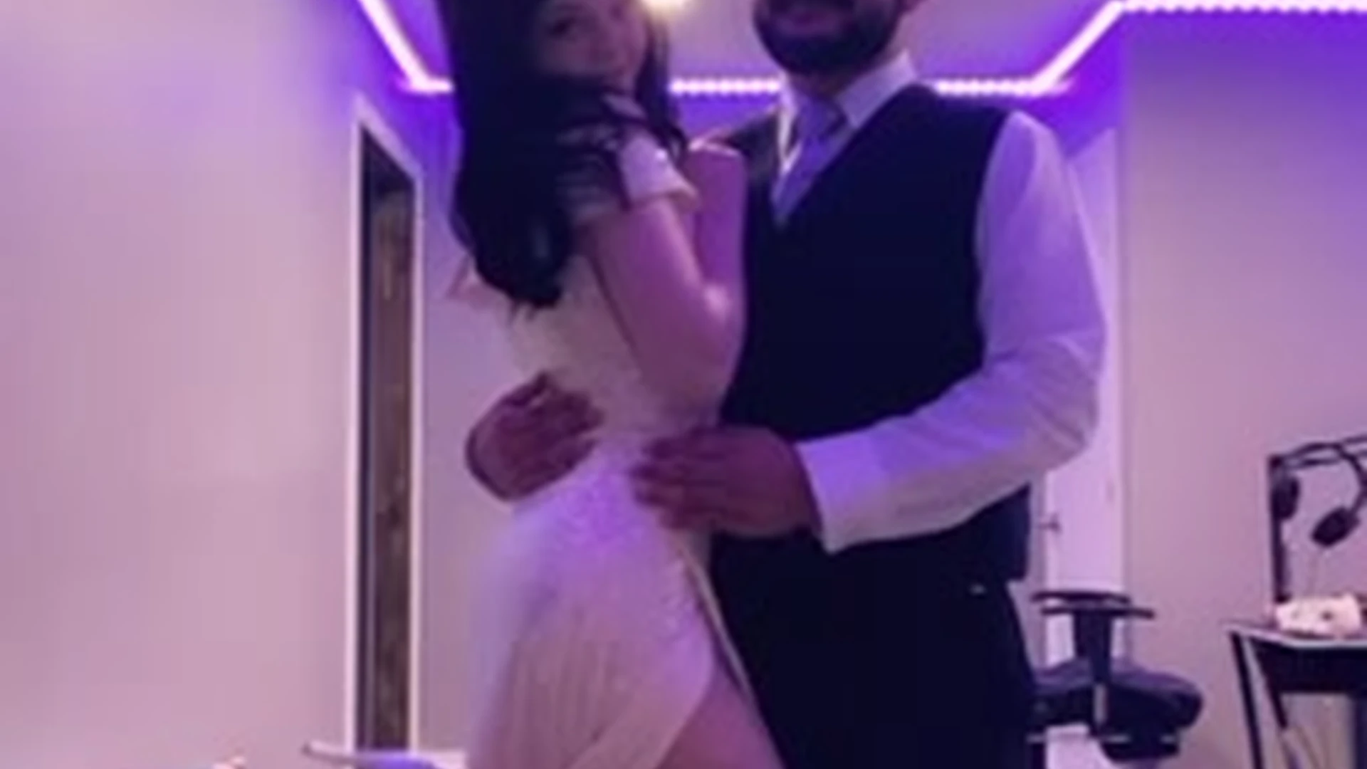 cosplayer Strawbeariemilkk camgirl