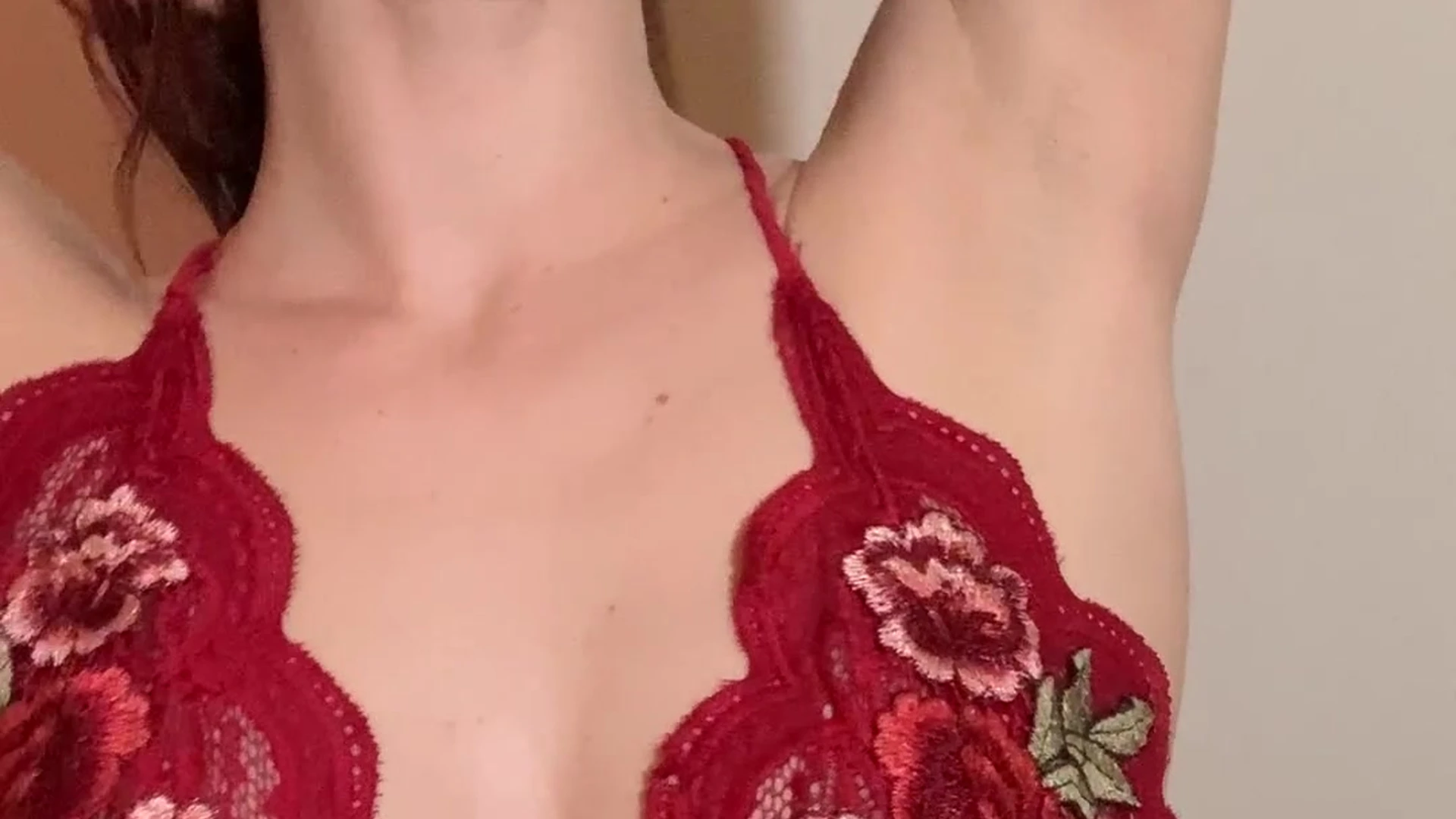 Courageous brunette Eva de Vil Fansly Vid