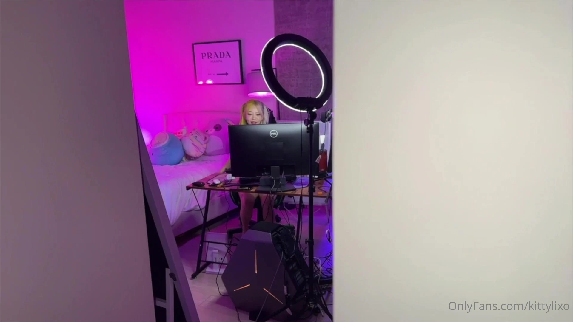 Sensational Self-assured blonde Kittylixo sextape Full leaked video