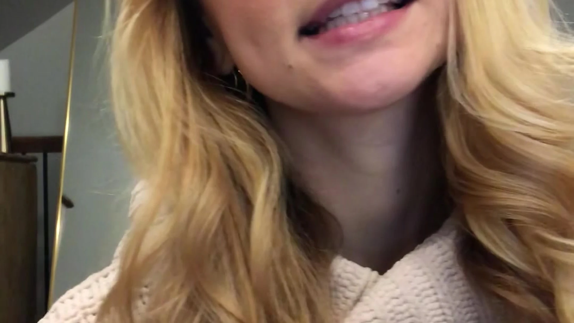 celeb wannabe blonde Lily Ivy leaked tits pic