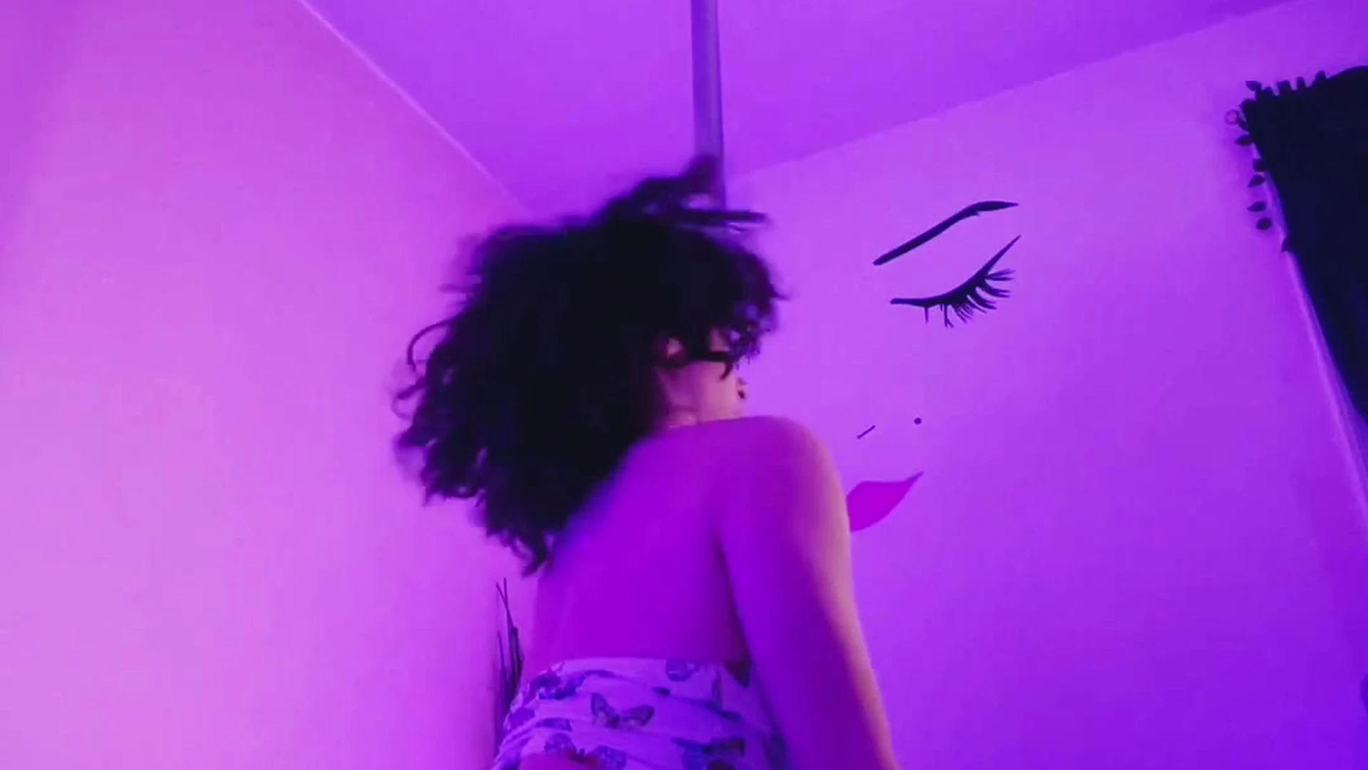 petite Mama Fiona nude pics Epic