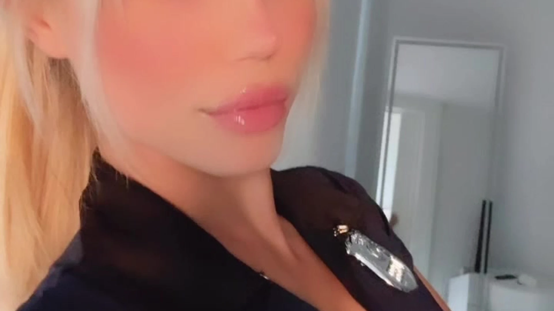 caucasian kt Lordahl leaked tits pic