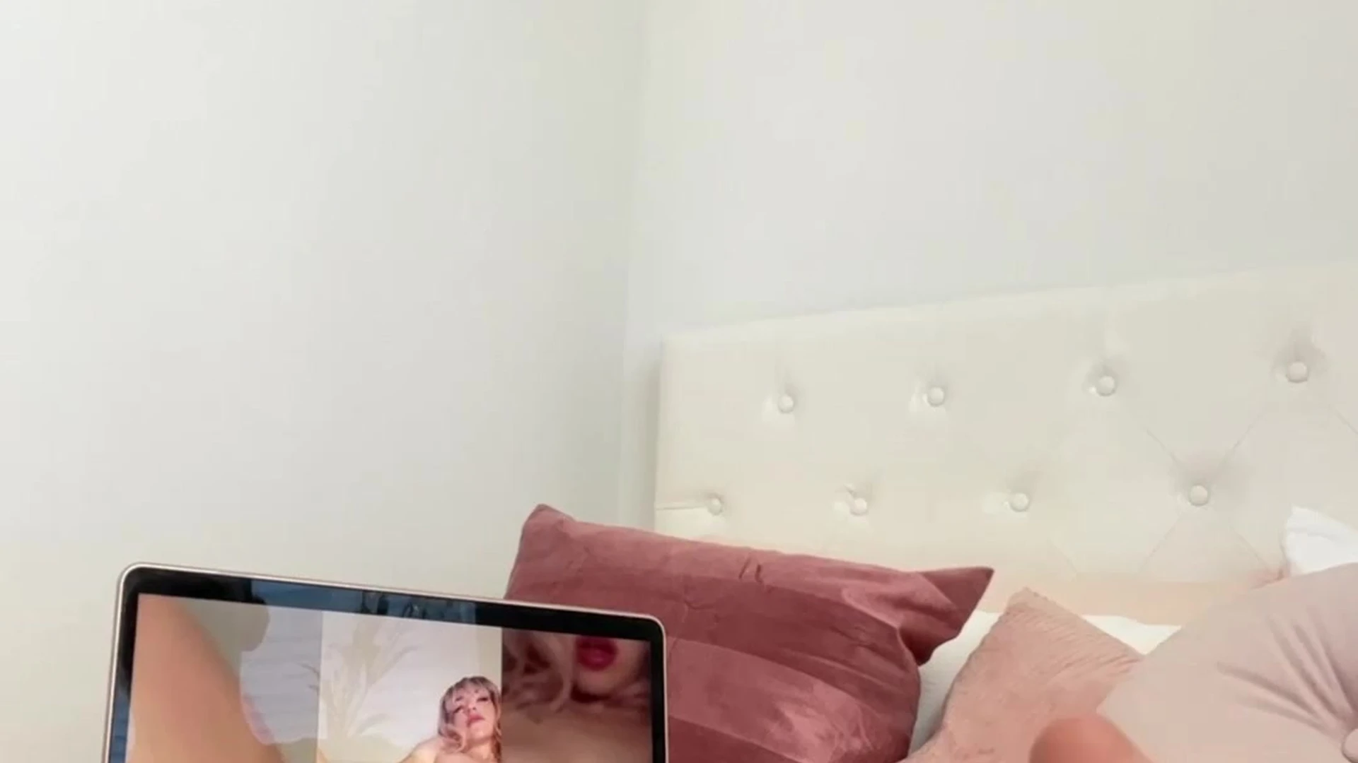 Exposed cumslut natural boobs Mama Fiona leaked nudes Exclusive full video