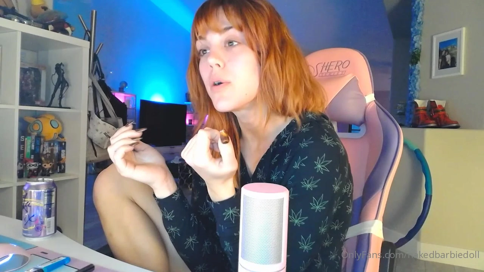 BABE slim Molly Stewart pics porn