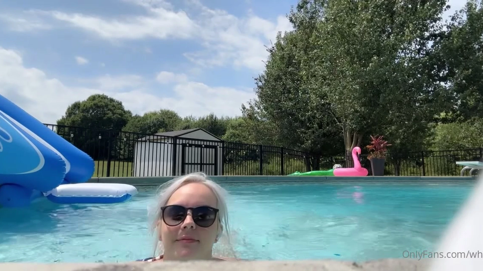 EPIC curvy Whiptrax nude pics