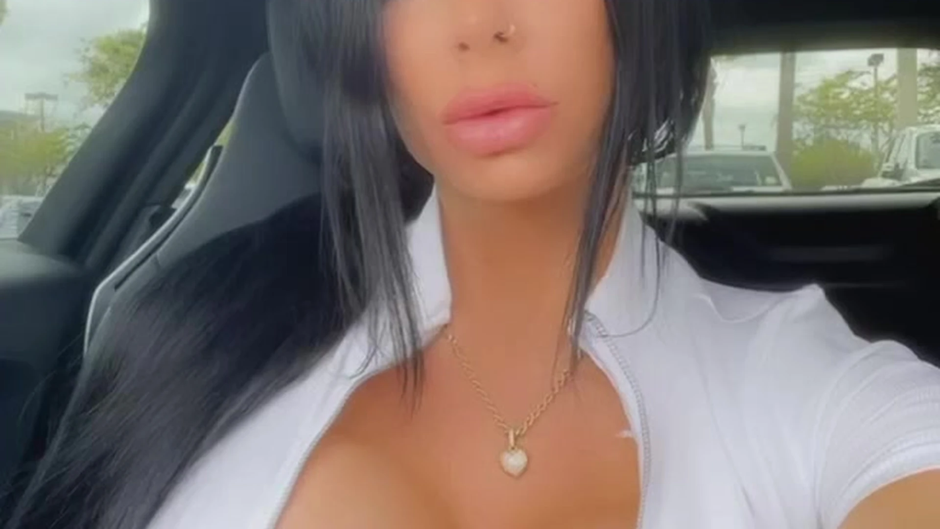 EPIC slut Lindi Nunziato solo